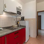 2 Bedroom Front In