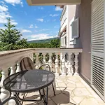 Apartmán 2 Bedroom Front In Jadranovo