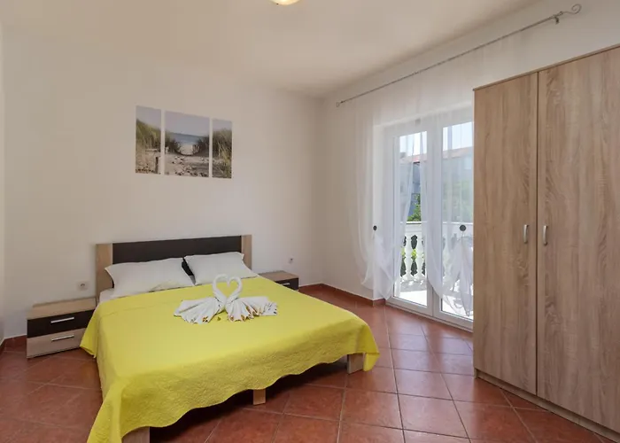 Lovely In With Wifi Apartman Jadranovo