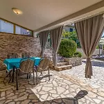 2 Bedroom Front In شقة