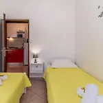 شقة 2 Bedroom Front In *