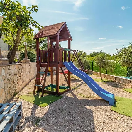 Διαμέρισμα 2 Bedroom Front In Jadranovo